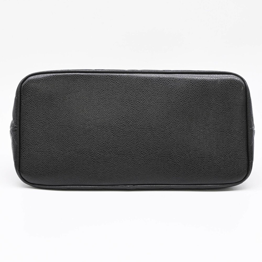 CHANEL Black Caviar Leather Logo Tote Bag - Picture 5 of 15